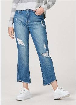 A calça jeans para mulheres está de volta; mais atemporal, impossível